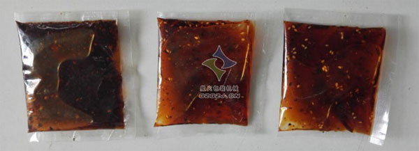 涼皮調味包生產設備,全自動涼皮調味包包裝機生產樣品圖