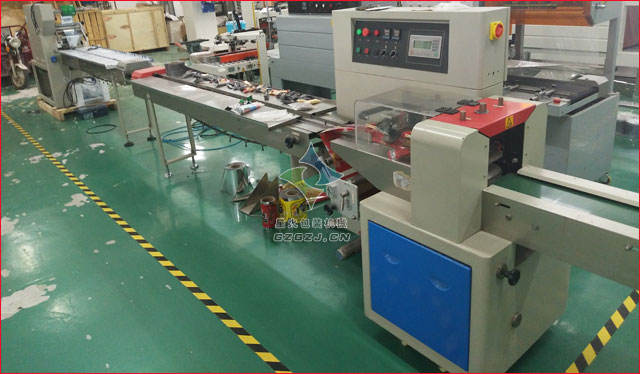 蛋卷酥自動(dòng)包裝機(jī)