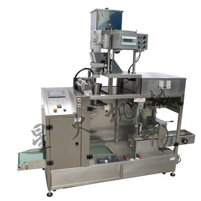 橫式預(yù)制袋自動(dòng)包裝機(jī) XH-1BT