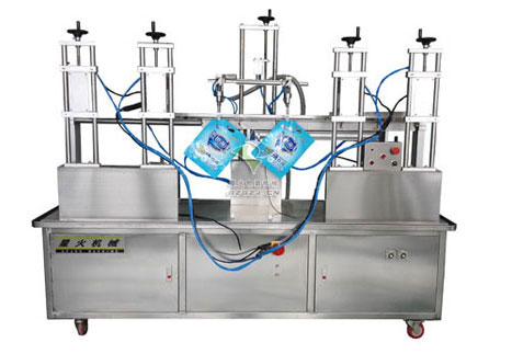 豆奶自立吸嘴袋灌裝機