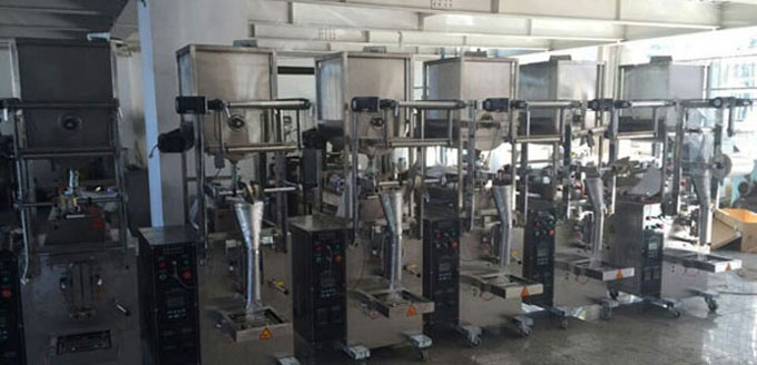 自動醬體包裝機